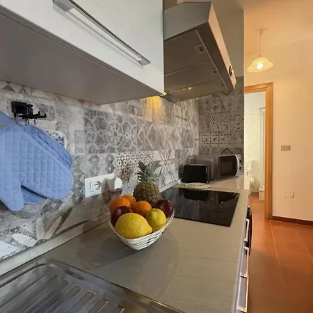 Bright Flat Near The Beaches Of Lu Bagnu شقة
