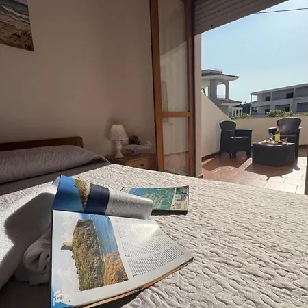 Bright Flat Near The Beaches Of Lu Bagnu * كاستيلساردو