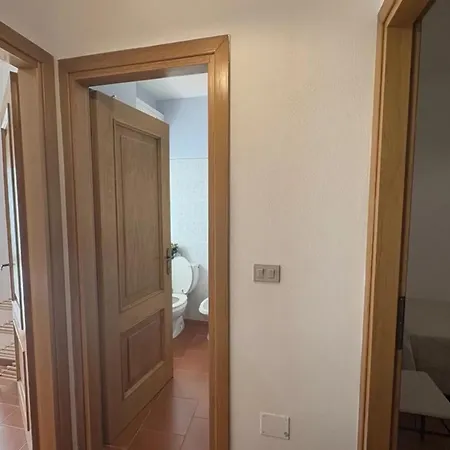 شقة Bright Flat Near The Beaches Of Lu Bagnu كاستيلساردو