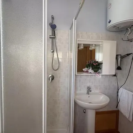 شقة Bright Flat Near The Beaches Of Lu Bagnu كاستيلساردو